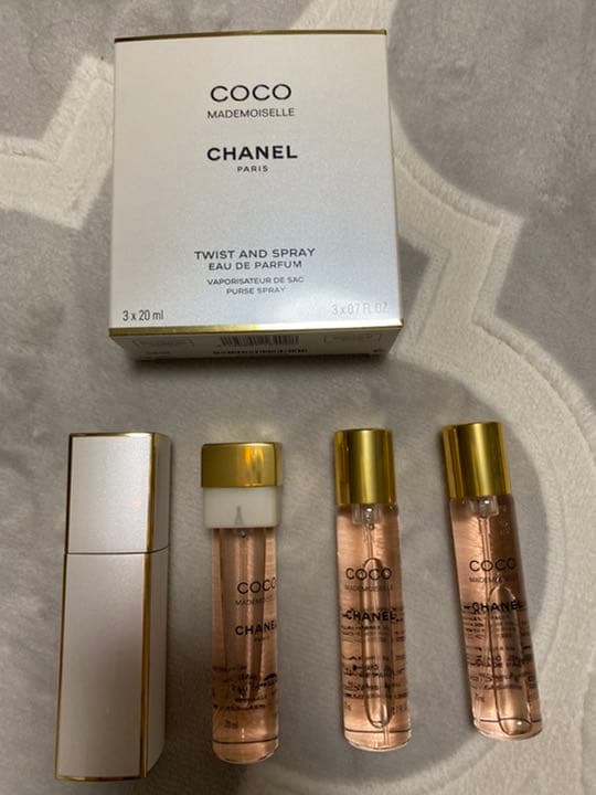 CHANEL シャネル ココ マドモワゼル ツイスト オードパルファム スプレ