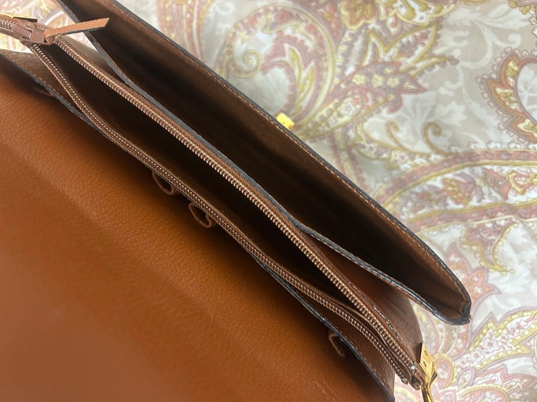 Louis Vuitton モノグラムショルダーバッグ