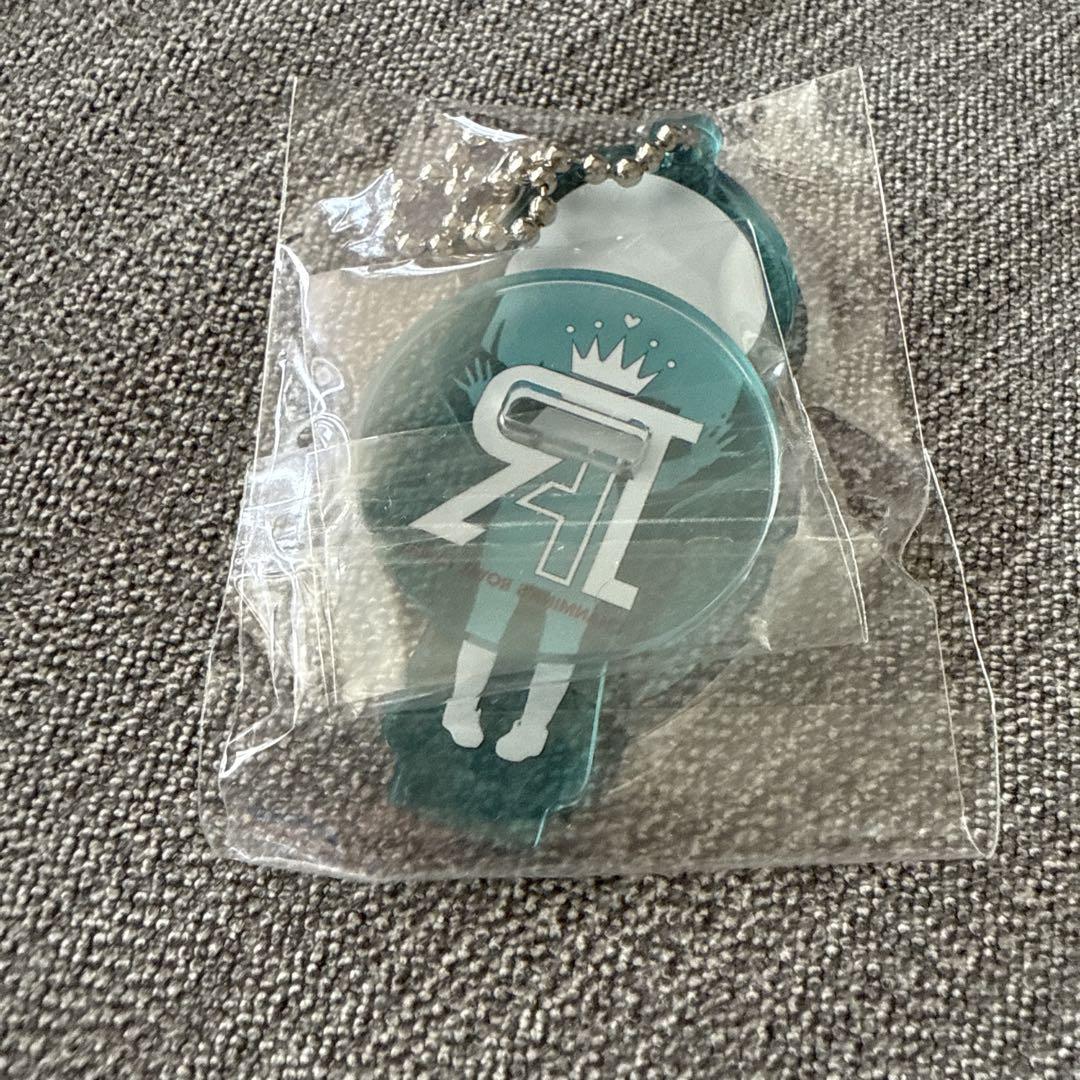 ちゃんみな ガチャ アクリルキーホルダー - メルカリ