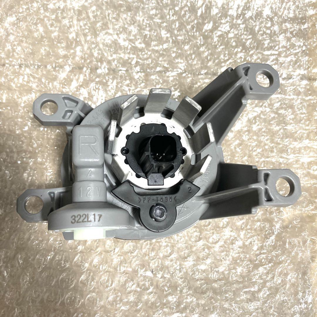 新車外し　アルファード　トヨタ純正フォグランプ