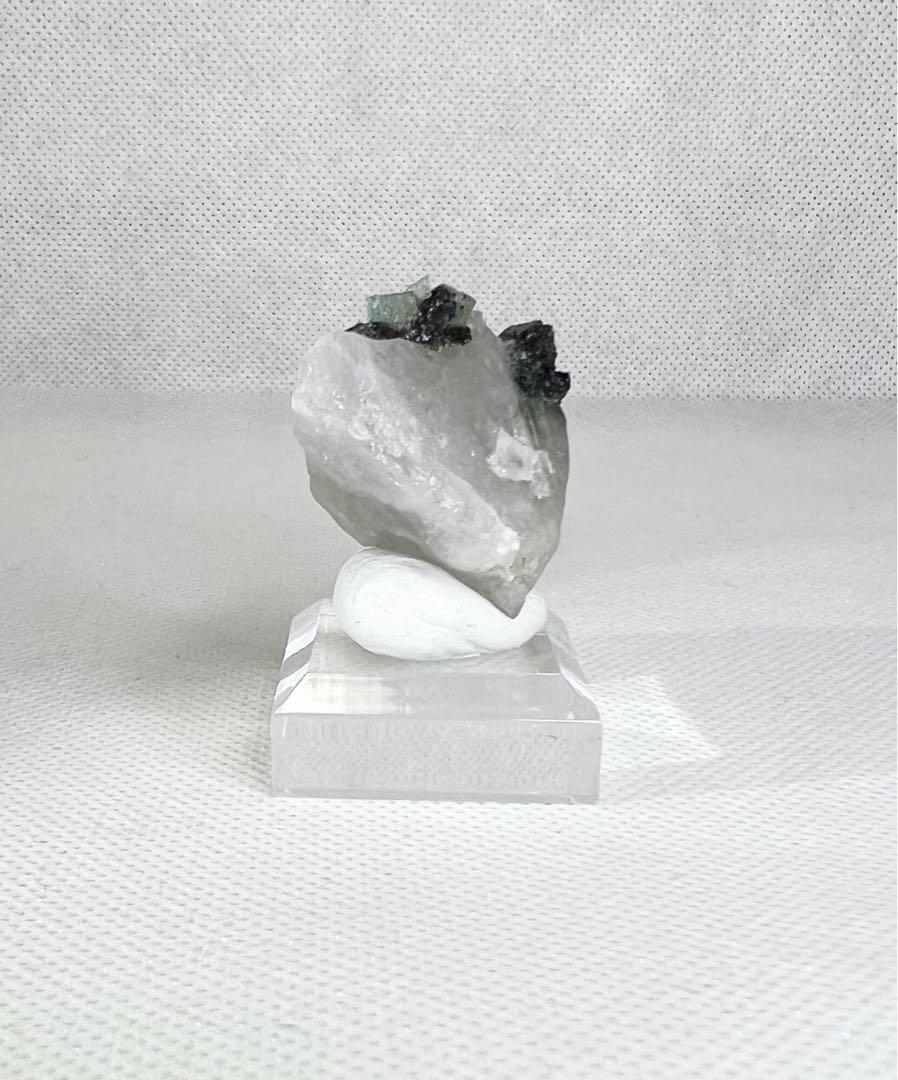 エメラルド　原石　標本　ザンビア産　鉱物