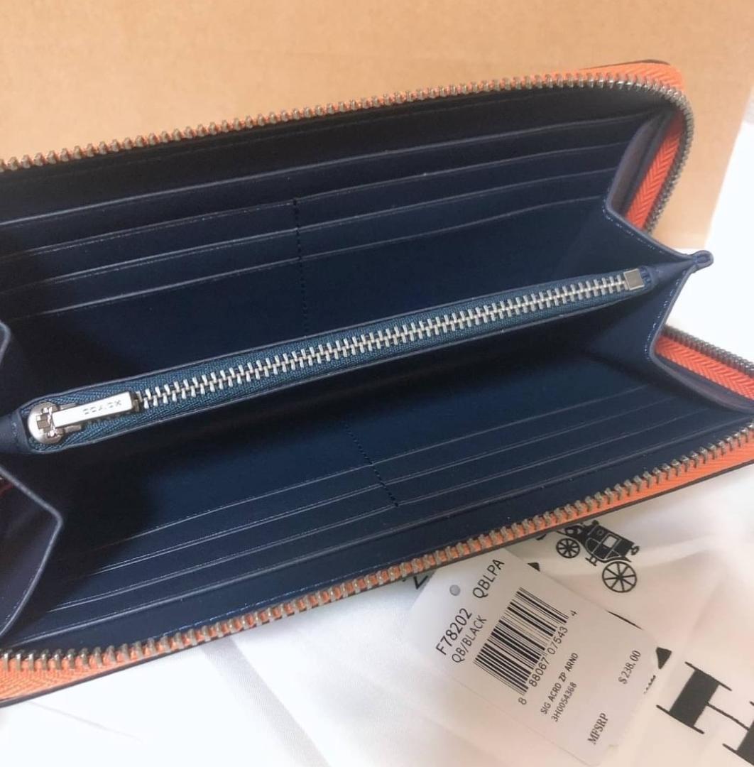 ✨限定価格です✨新品未使用✨コーチ☆長財布 コーチ coach 財布 長財布 新品未使用 ホワイト 花柄 可愛い