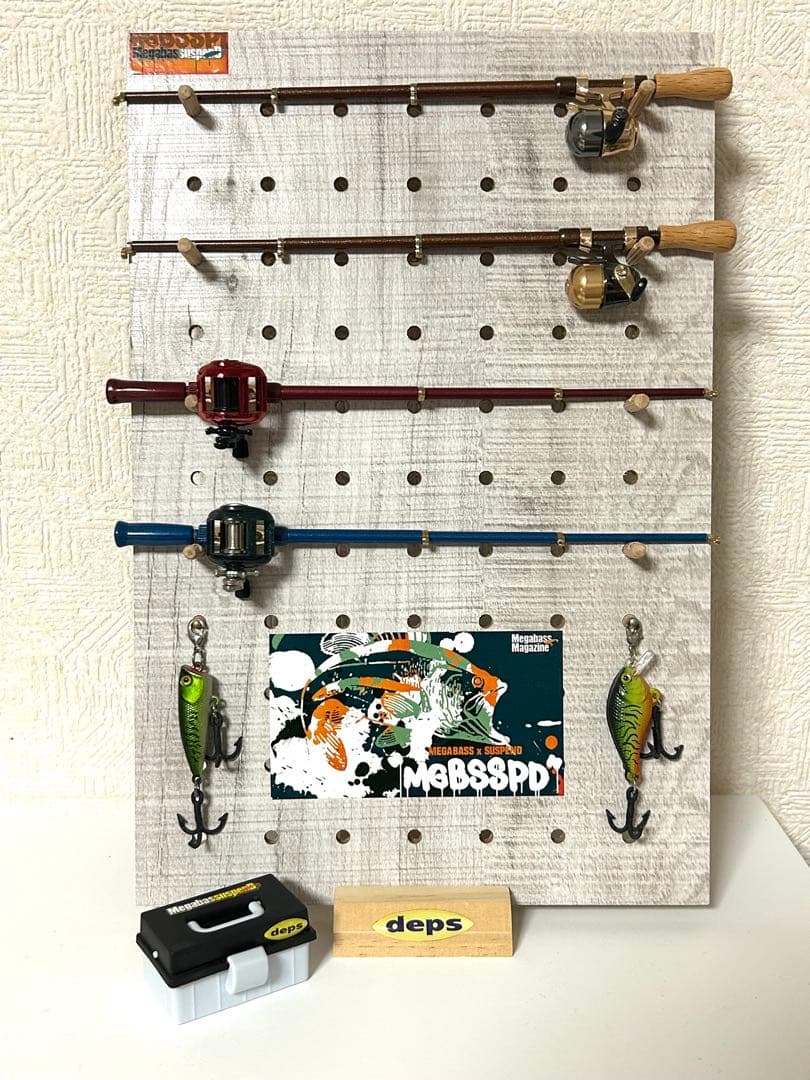 ダイキャスト　ミニ　ロッド　釣竿　リール　ミニチュア　ガチャ