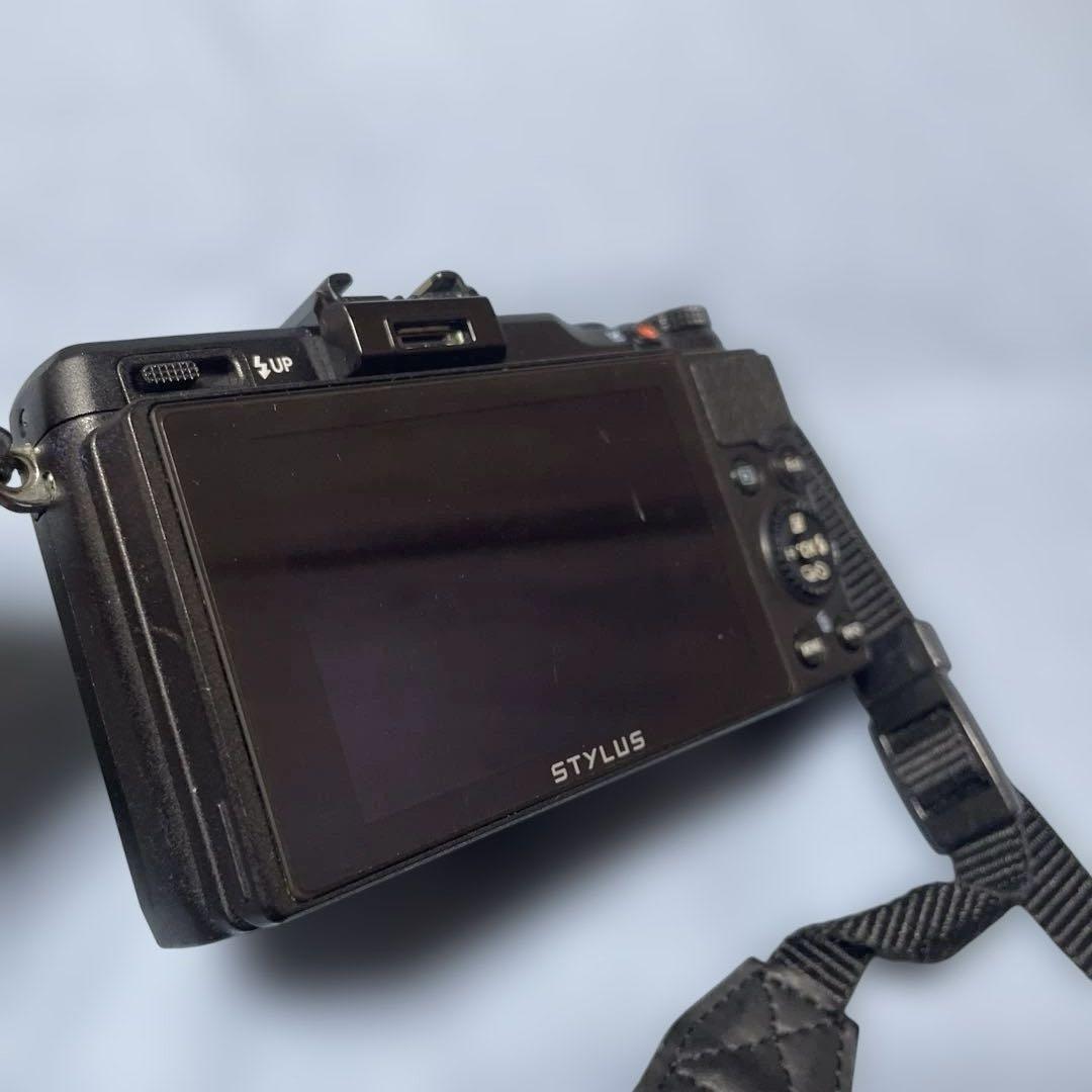 OLYMPUS STYLUS XZ-2　コンパクトデジタルカメラ おまけ多数