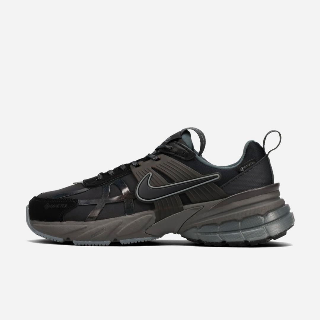 【新品】NIKE スニーカー FZ2622-001 23cm ブラック