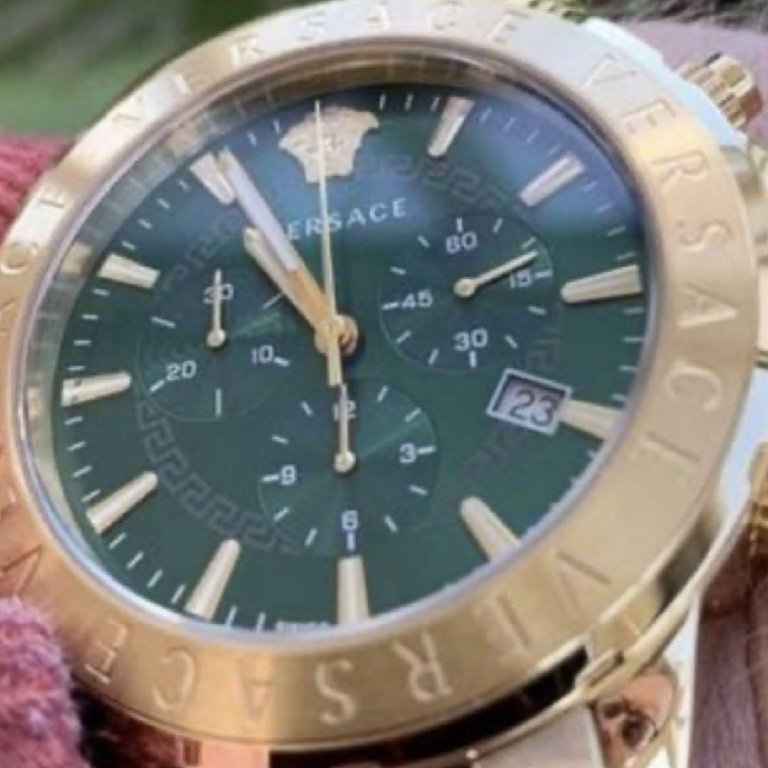VERSACE シグネチャーメンズウォッチ44mm