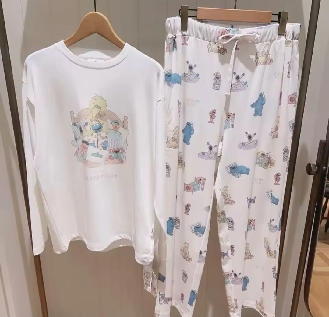 即日発送！セサミストリート ルームウェアセット