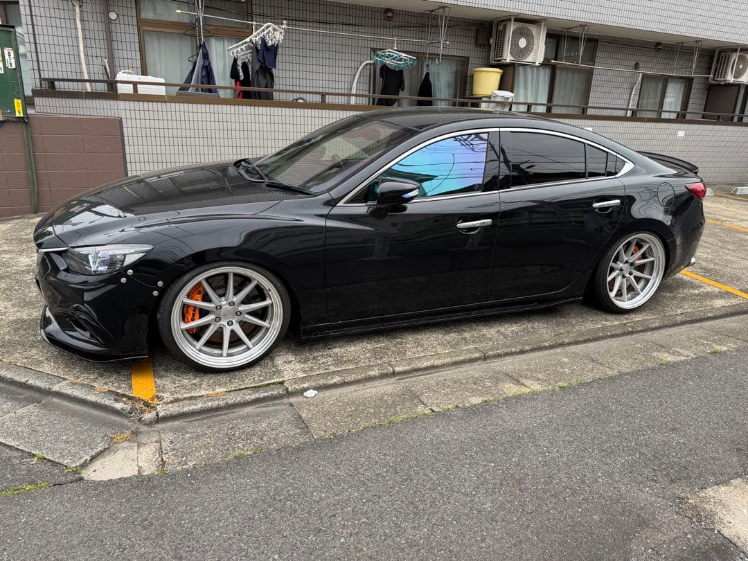 アテンザセダン ディーゼルターボ 6MT アテンザセダン ディーゼルターボ 6MT