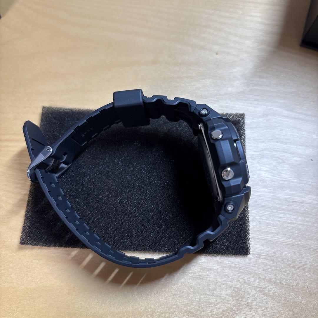 新品無使用！G-SHOCK カシオ 腕時計 メンズAWG-M100SB
