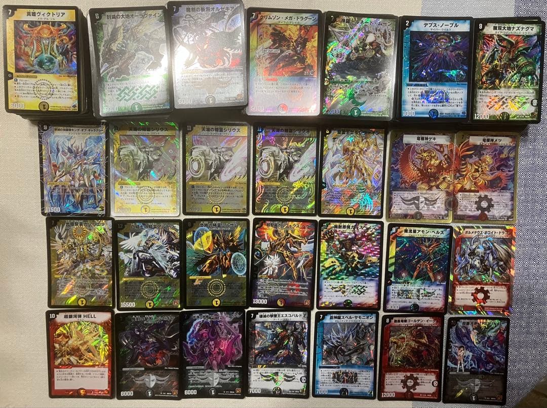 デュエマ 引退品 700枚以上 カード約100枚やや傷や汚れあり