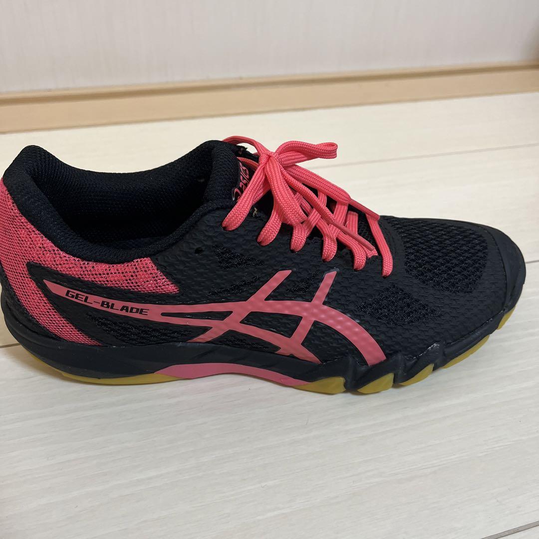 asics  バドミントン　シューズ　24cm