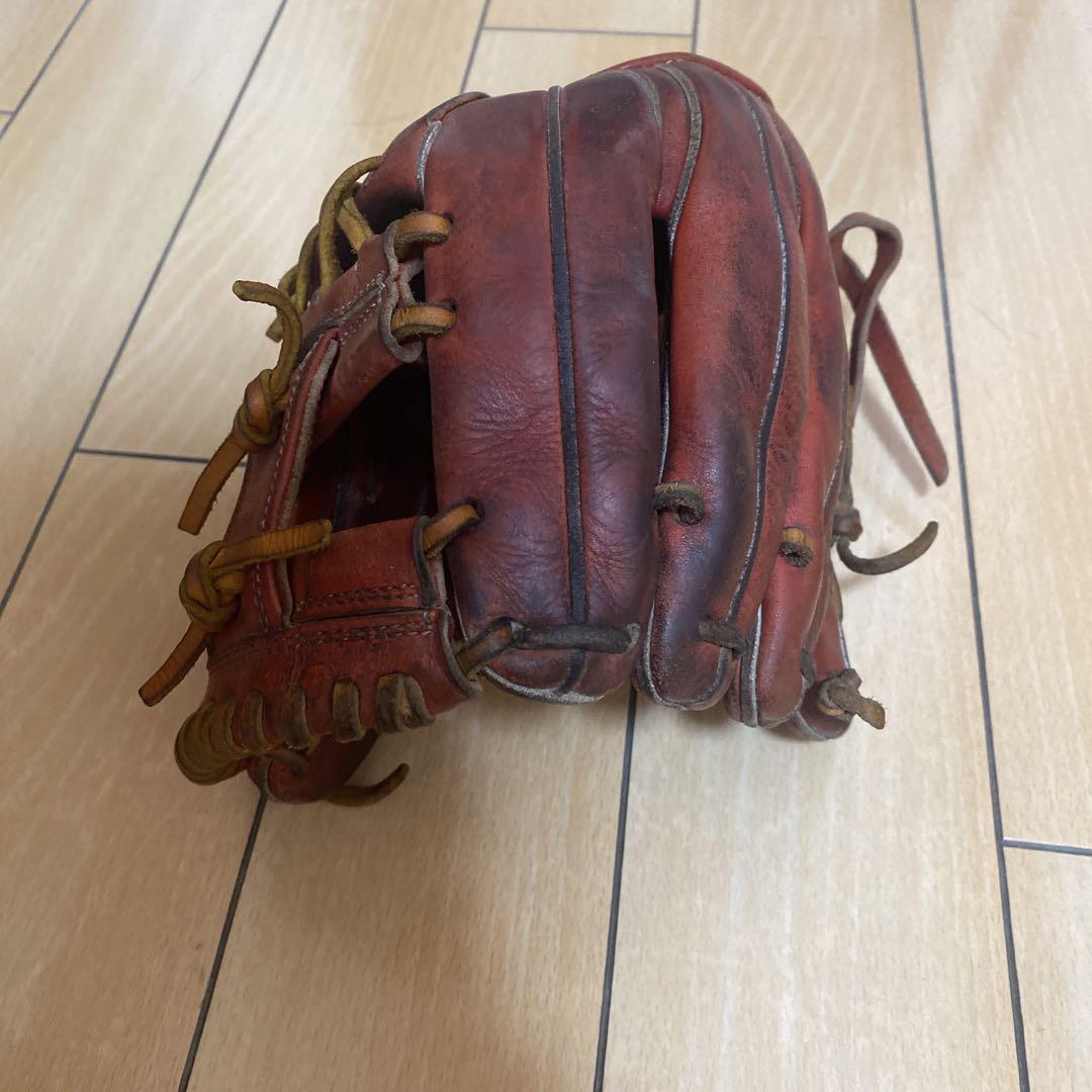 赤 硬式用野球グローブ  内野用