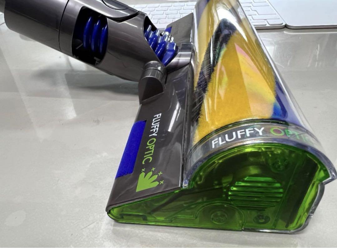 ダイソン Fluffy Opticクリーナーヘッド V12