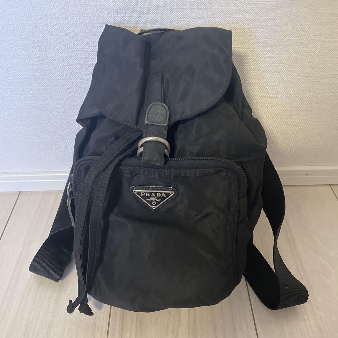 PRADA プラダ ナイロン ミニリュック ブラック 三角ロゴ PRADA プラダ リュックサック 三角ロゴ ナイロン ブラック