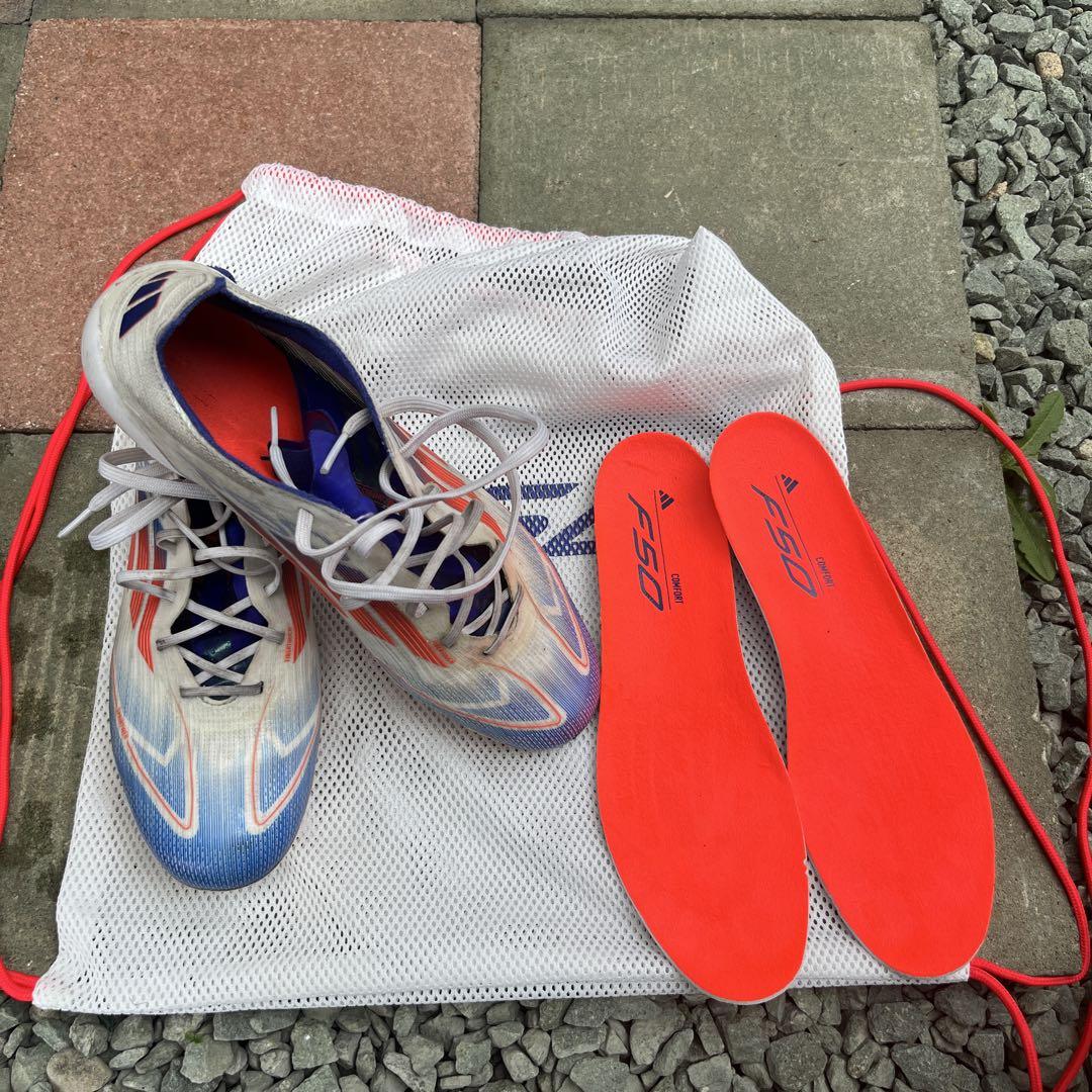 アディダス F50 スパイクシューズ