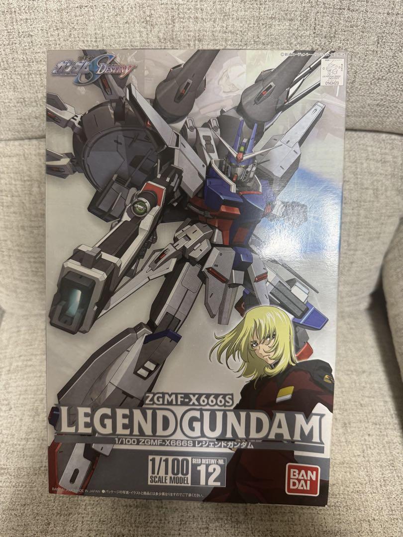 【箱凹み有】1/100 ガンダムSEED DESTINY レジェンドガンダム