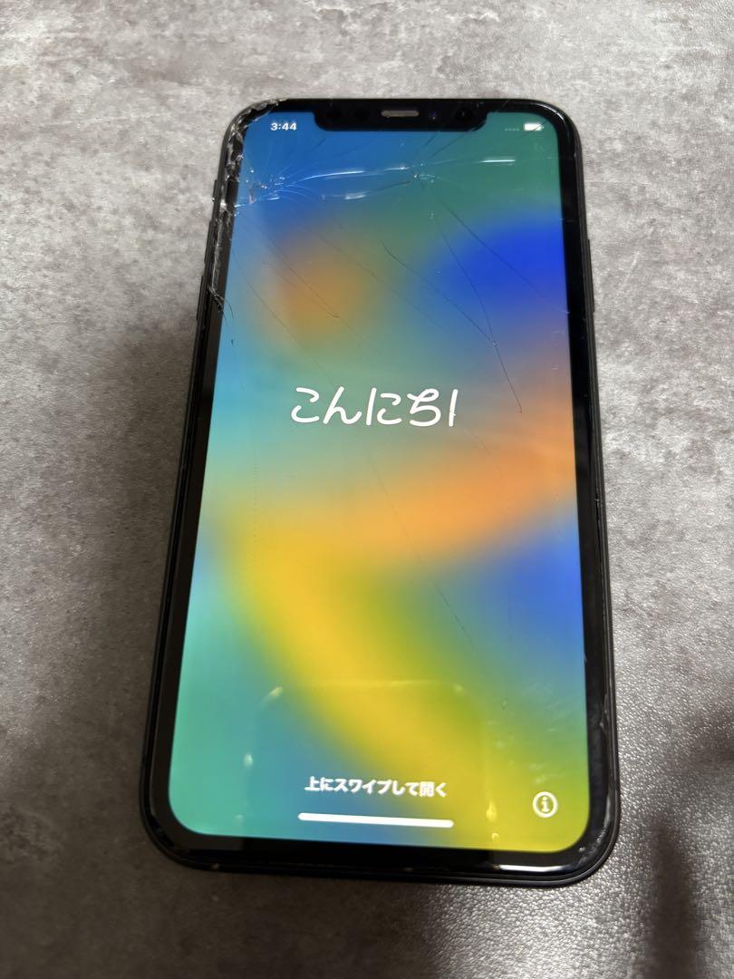 iPhone11 ブラック ひび割れあり