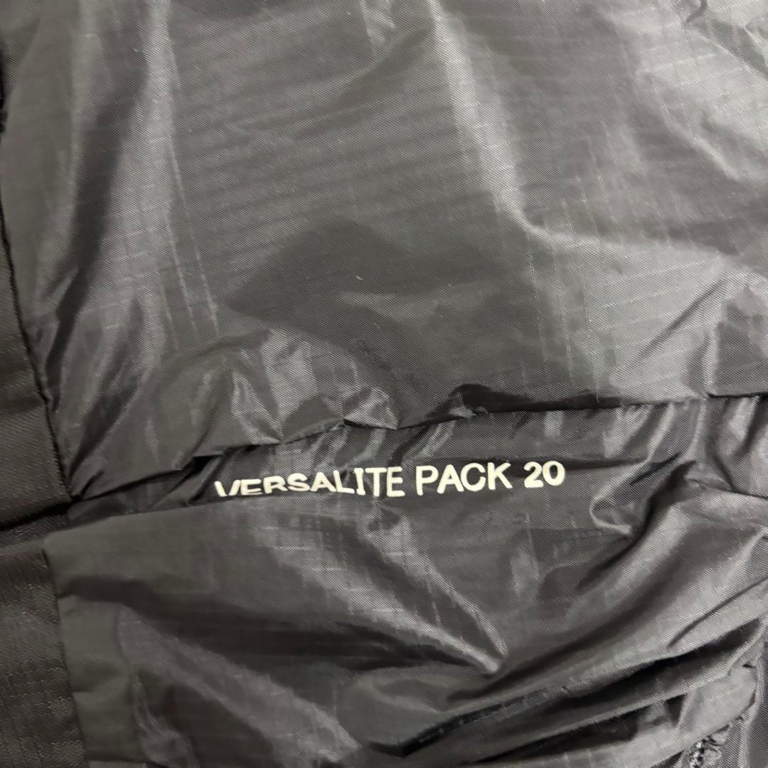 mont-bell バーサライトパック20