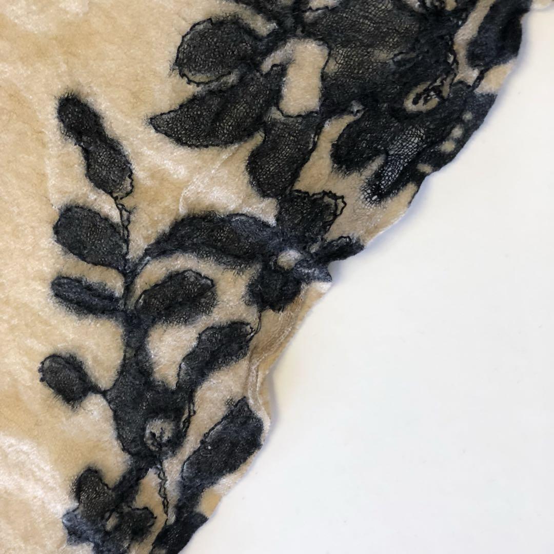 83▢Faliero Sarti 花柄 大判 ストール UT1119-2 83▢Faliero Sarti 花柄 大判 ストール UT1119-2 - メルカリ