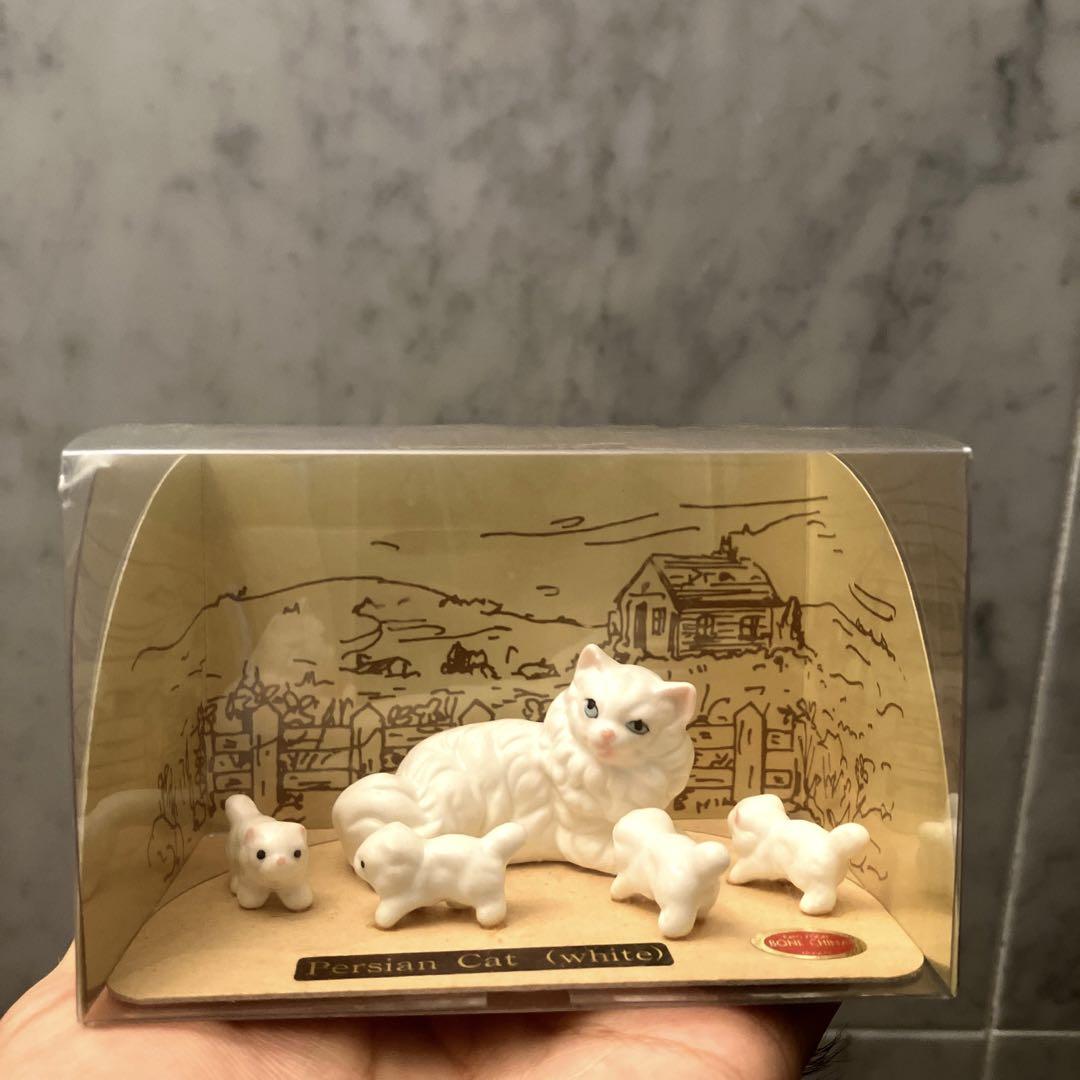1970年代 手描きの瞳が美しいペルシャ猫親子の陶器オブジェ