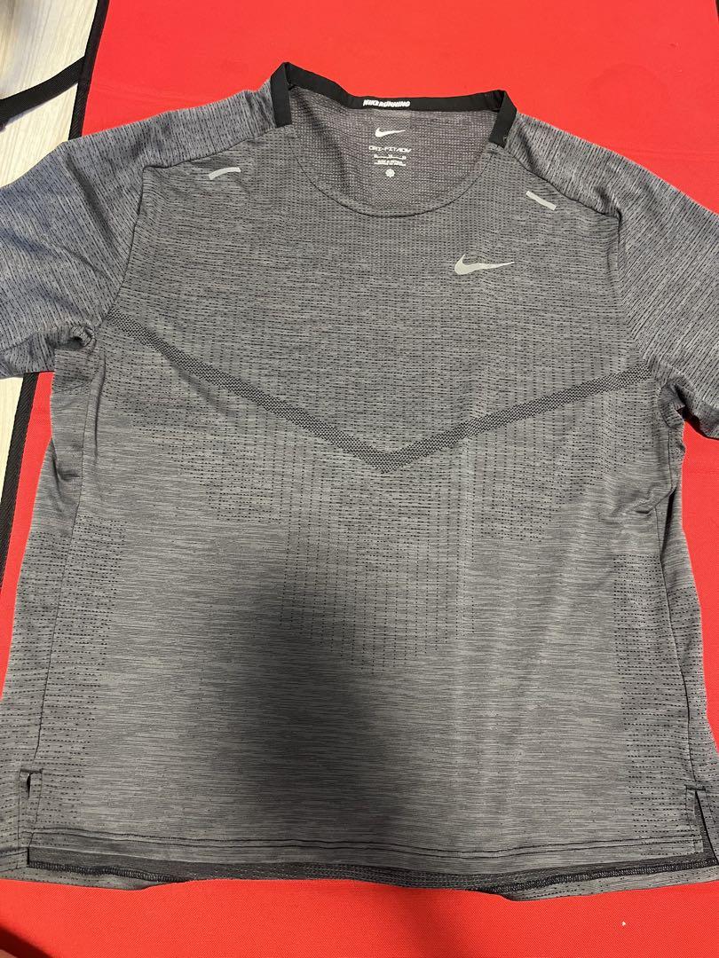 Nike エアロスイフト　ランニングシャツ　ヴェイパーフライ　アルファフライ Nike ランニングシャツ ヴェイパーフライ エアロスイフト