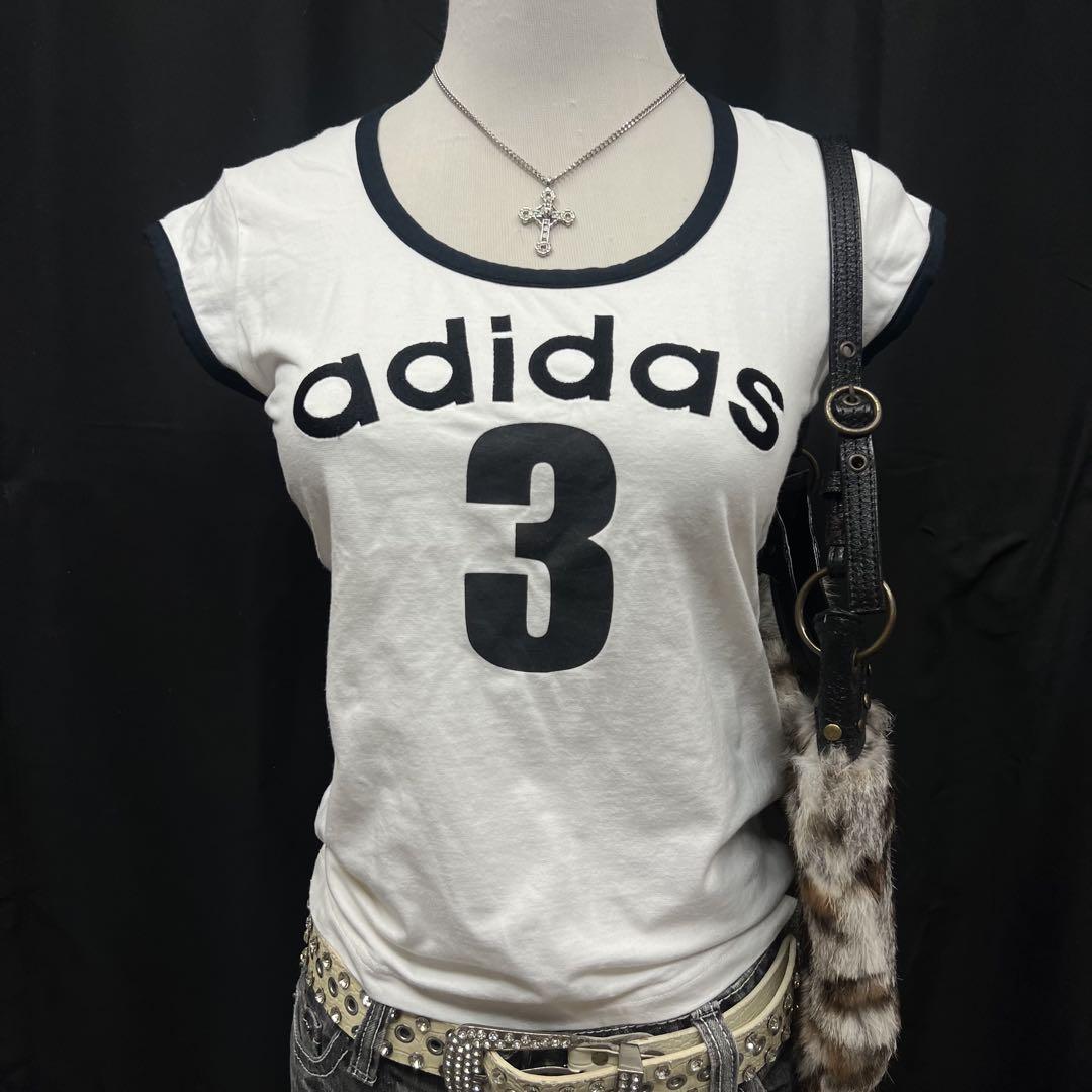 平成ギャル y2k グランジ adidas アディダス ピチT ロゴ