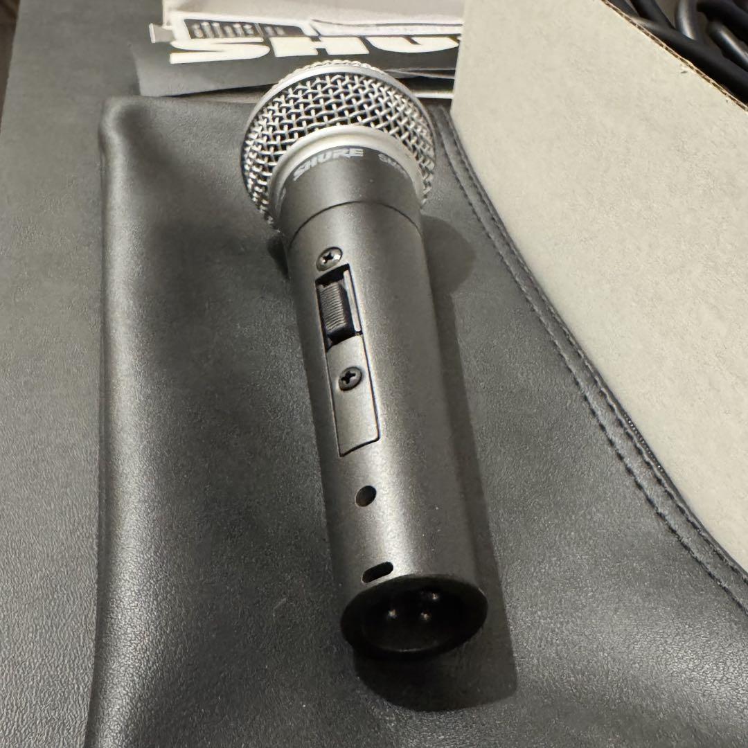 SHURE SM58 ダイナミックマイク 本体とケーブル