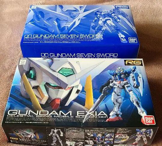 ガンプラ RG ガンダムエクシア　と　RG ダブルオーガンダムセブンソード