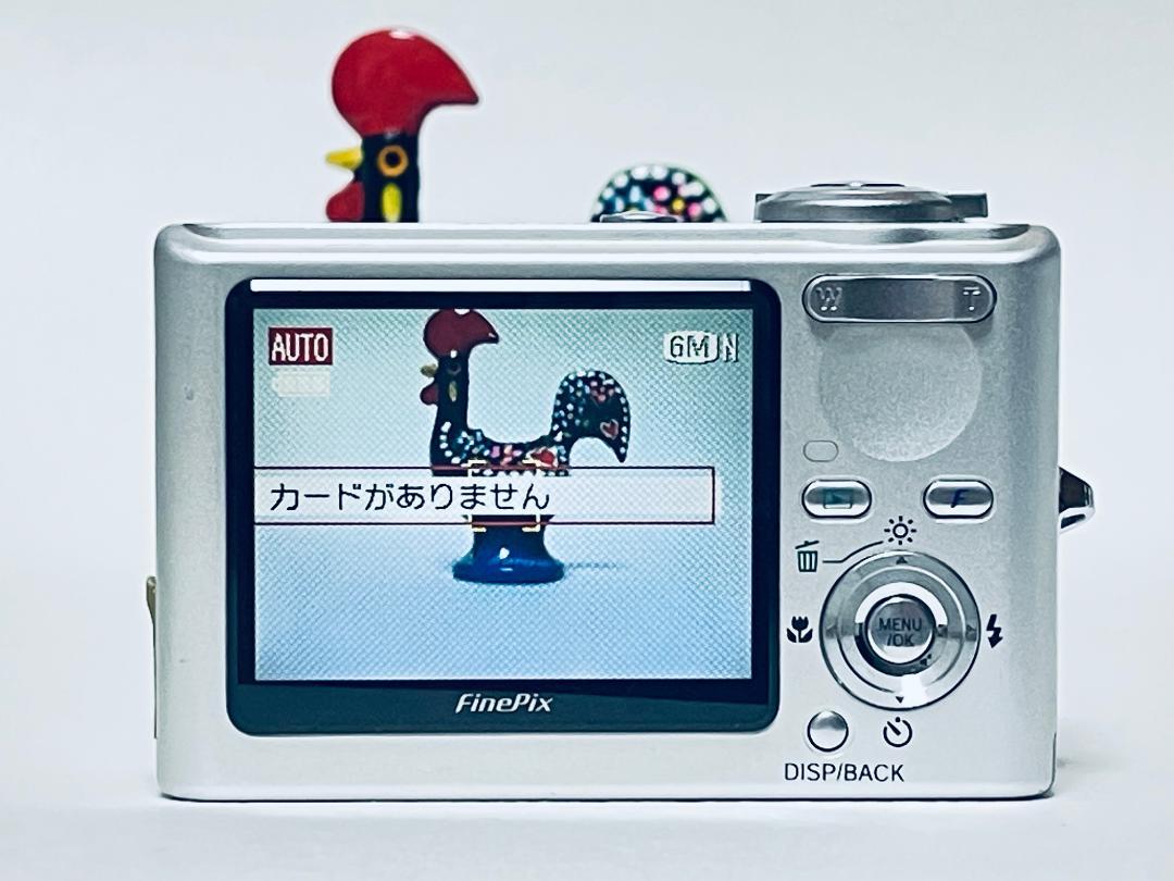 返品保証】FUJIFILM FINEPIX F10 シルバー コンデジ 富士