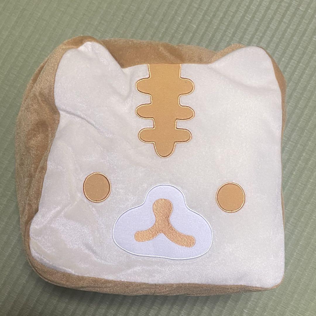 269 ☆食パン（スムース）のぬいぐるみ Amazon.co.jp: すみっコぐらし すみっコパンきょうしつ パン