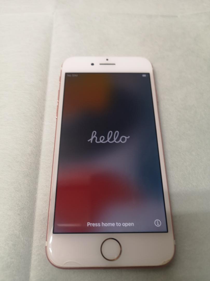 画面傷あり値下げして再出品　iphone7 　SIMフリー　　ローズゴールド