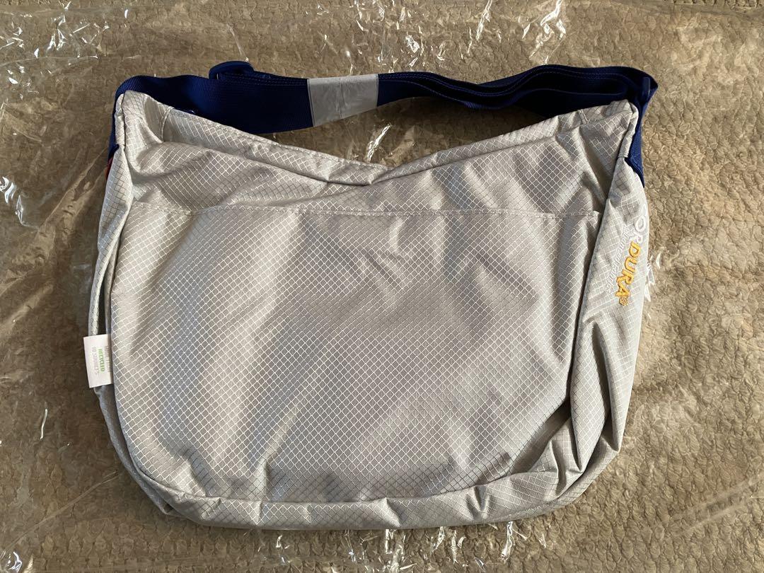新品 Supreme Small Messenger Bag Silver