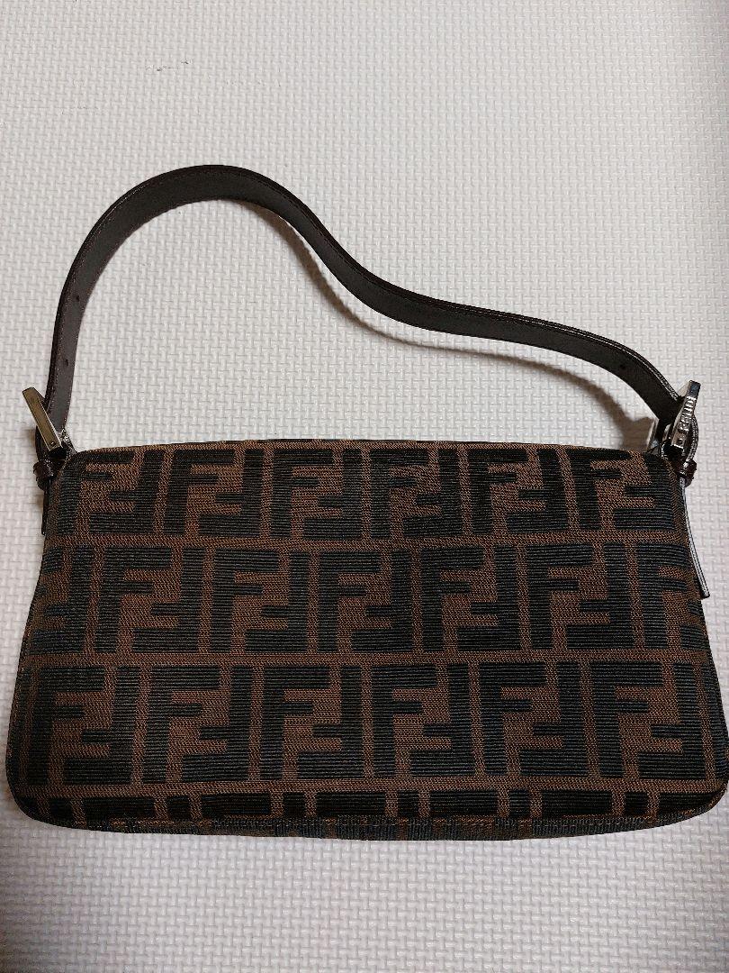 FENDI　シェフ　バック