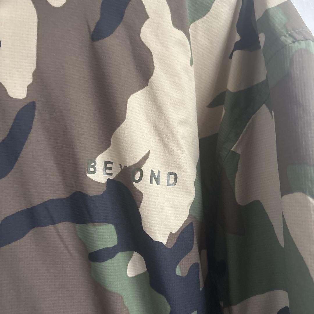 米軍放出品　BEYOND CLOTHING リバーシブル　ジャケットLARGE
