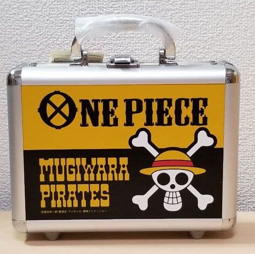 ワンピース ポータブルケース ドクロマーク 麦わら海賊団 Shop At Mercari From Japan Buyee Bot Online