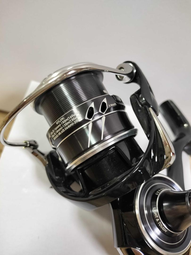 DAIWA ダイワ 23タトゥーラ LT2500S-XH-QD