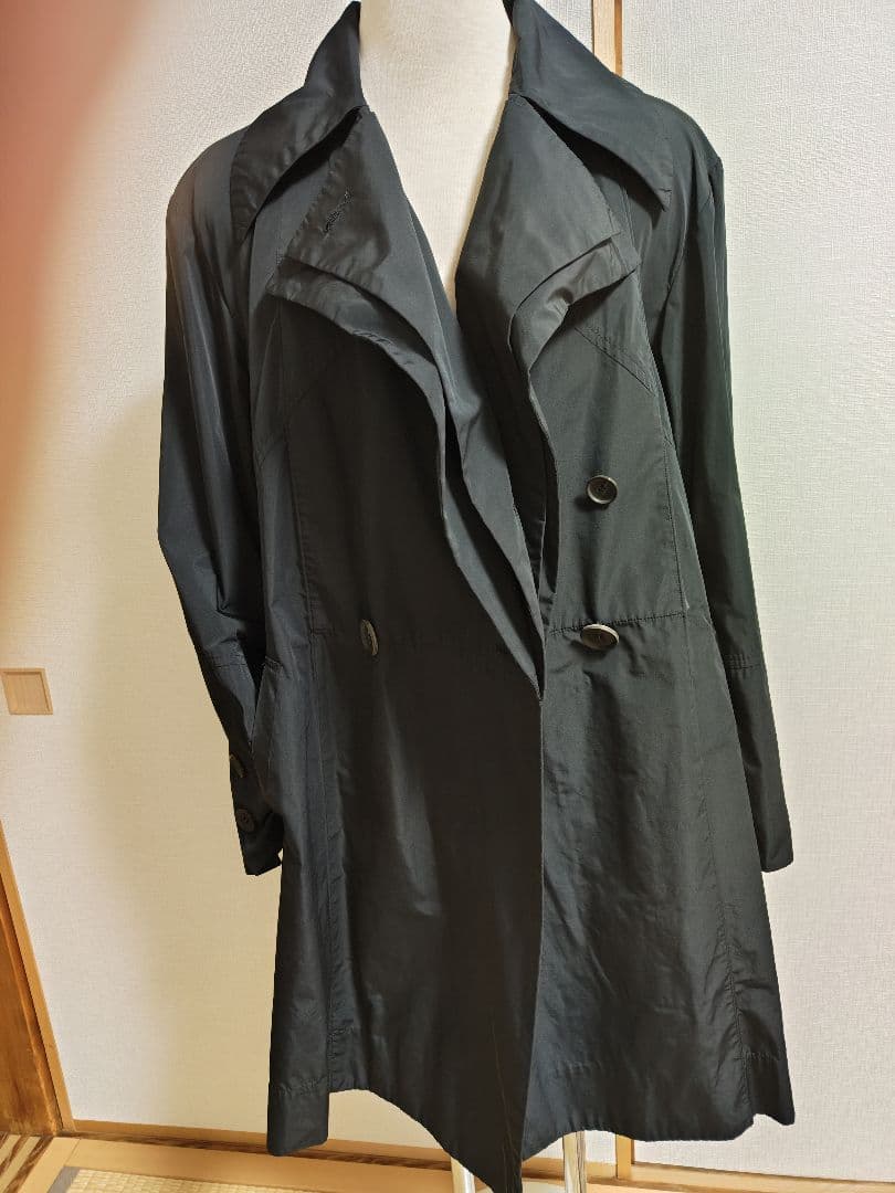 ブラックトレンチコートL・ISSEY MIYAKE