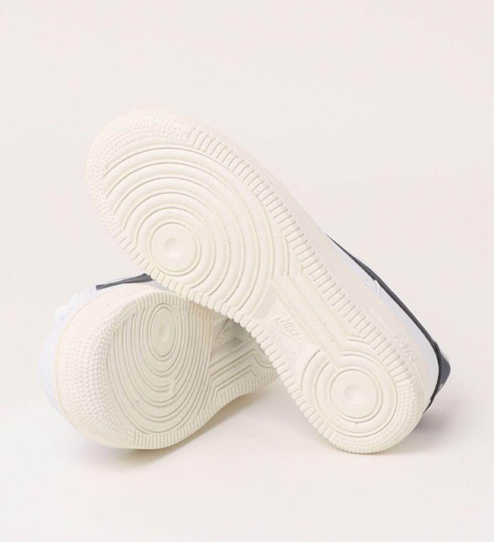 NIKEエアフォース1 ウィメンズ 22.5センチ