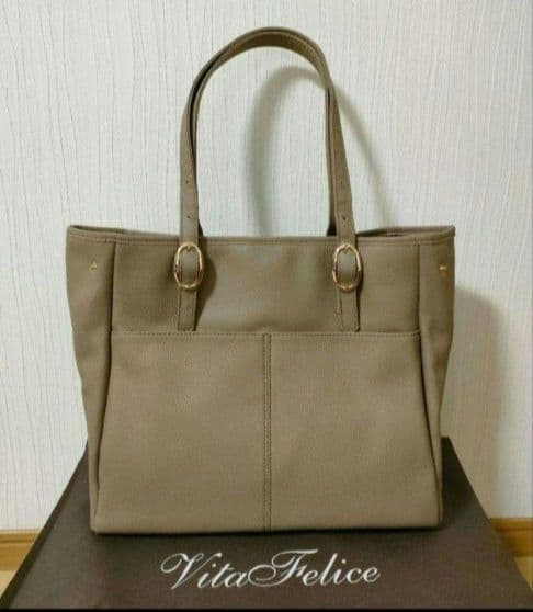 ヴィータフェリーチェ　本革2wayバッグ　A4対応　持ち手長さ調節可能　トート