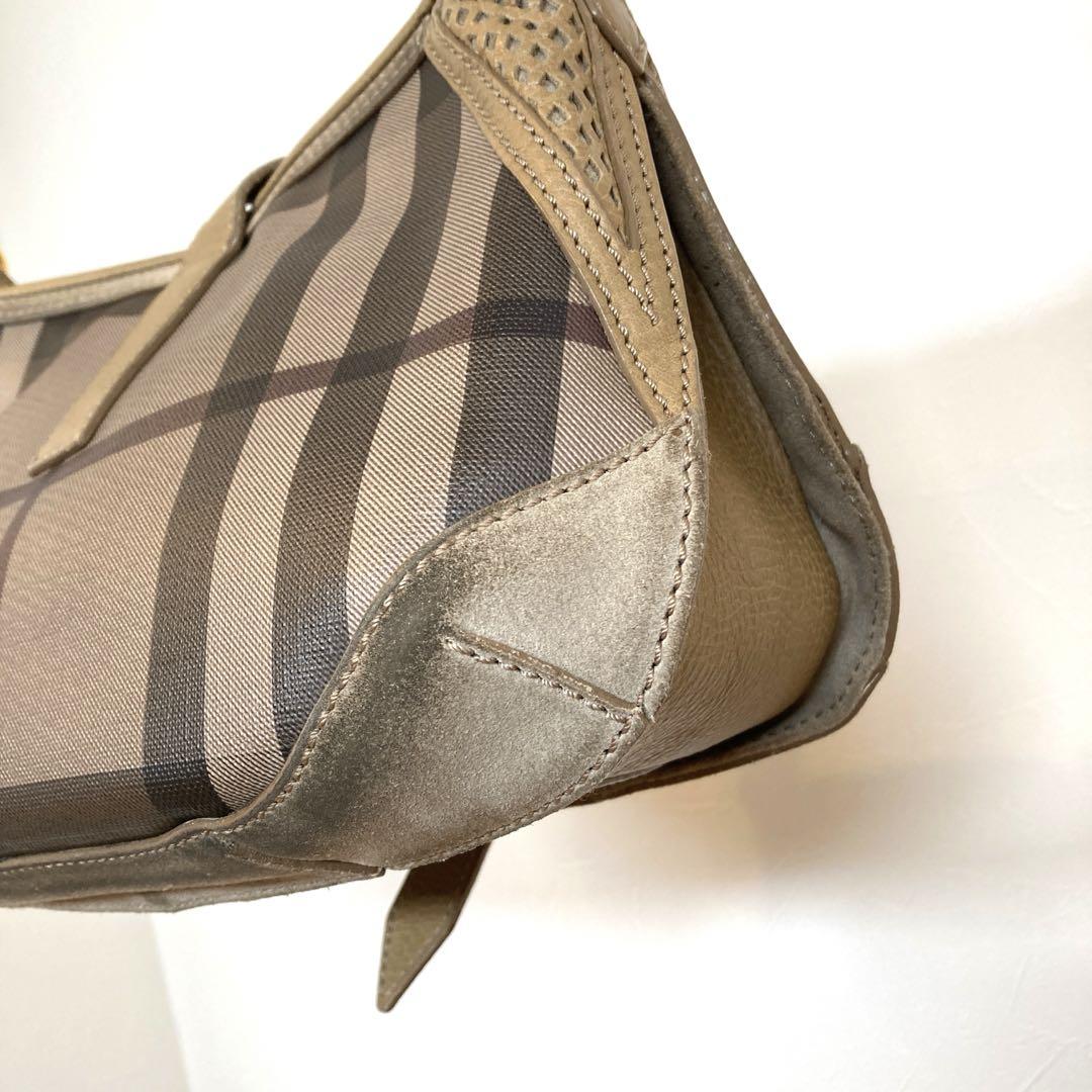 バーバリー　Burberry 本革　牛革　正規品　レディース　ショルダーバッグ