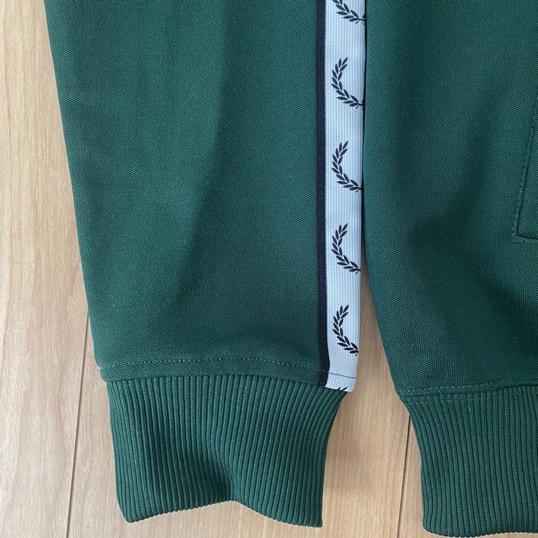 値下げ！FRED PERRY トラックジャケット