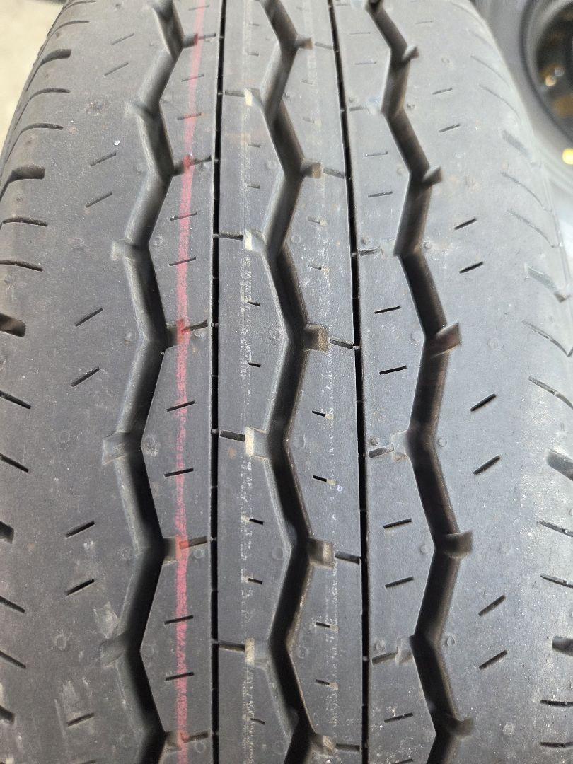 195/80R15 107/105S LT ハイエース新車外し スチールホイール