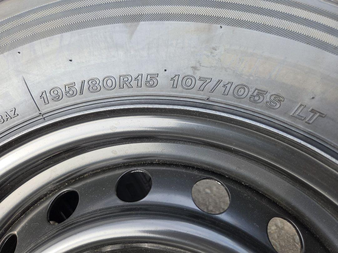 195/80R15 107/105S LT ハイエース新車外し スチールホイール