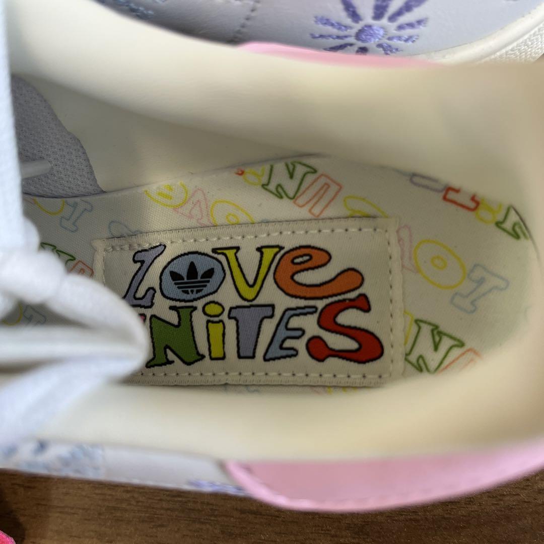 アディダス STAN SMITH PRIDEスタンスミス GW2417 22cm