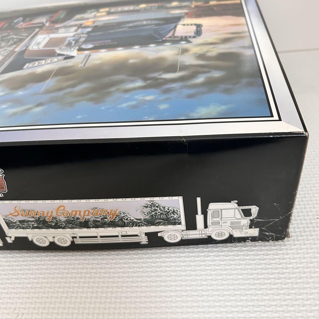 【絶版】新品　プラモデル　アオシマ 1/32 大型デコトラ 伊呂波丸