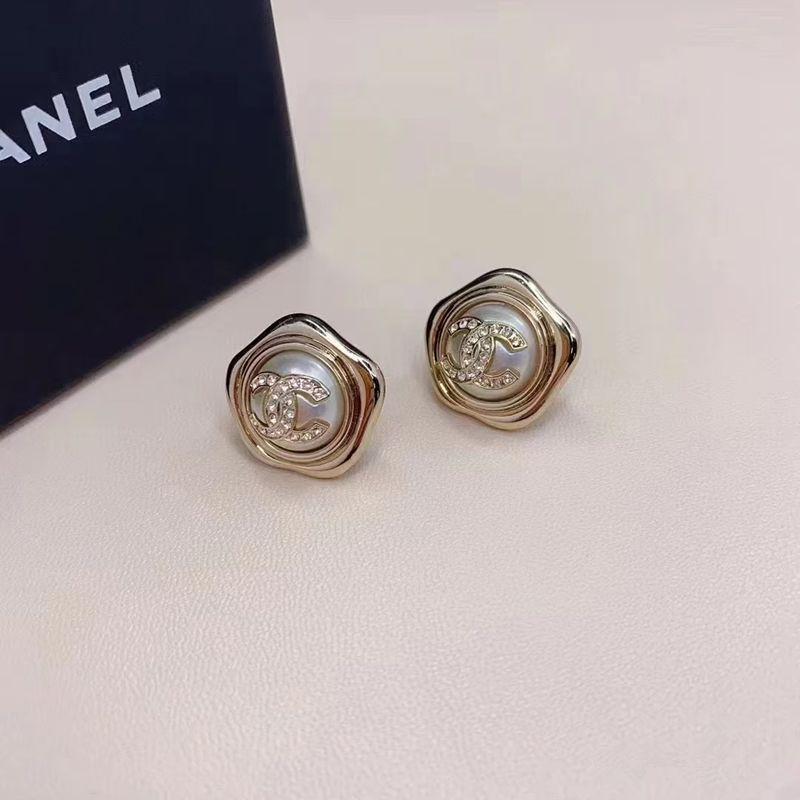 CHANELココマーク パール ラインストーン ホワイト ゴールド ピアス