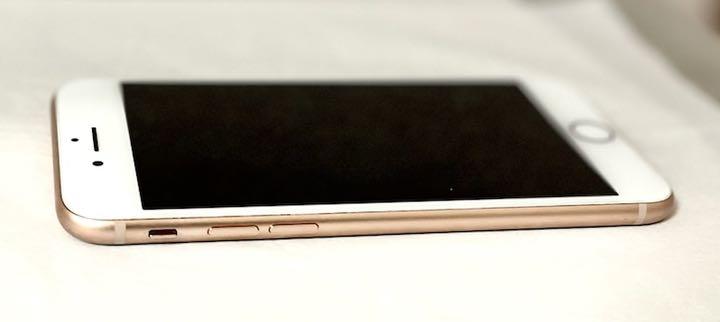 セール安い iPhone 8 ゴールド au端末 32GB カメラ若干問題あり 7mvKa-m87674644820 人気SALESALE