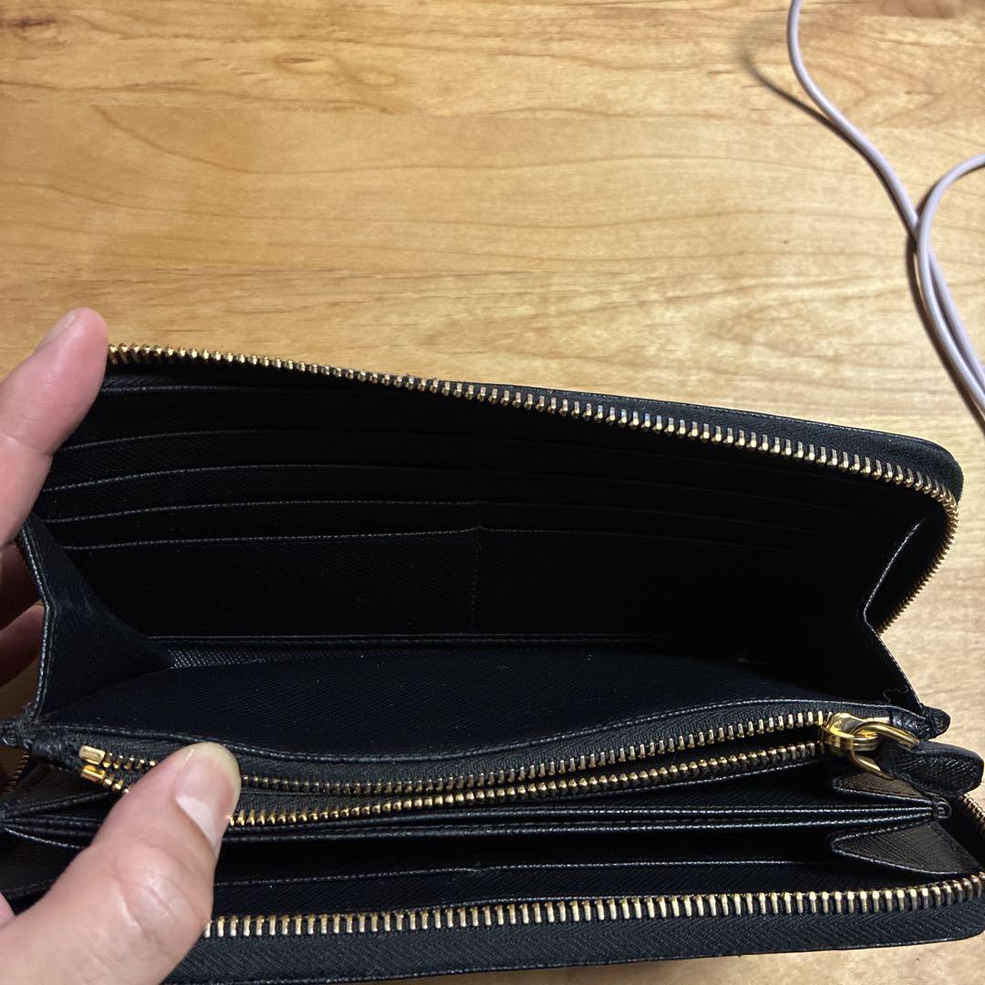 PRADA ブラック レザー 長財布