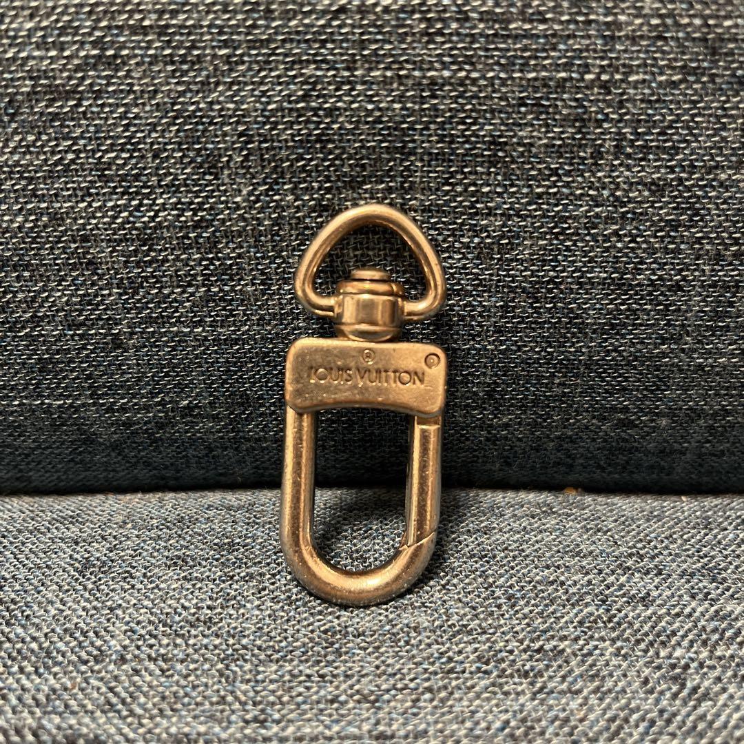 ルイヴィトン LOUIS VUITTON カラビナ 金具 パーツ フック
