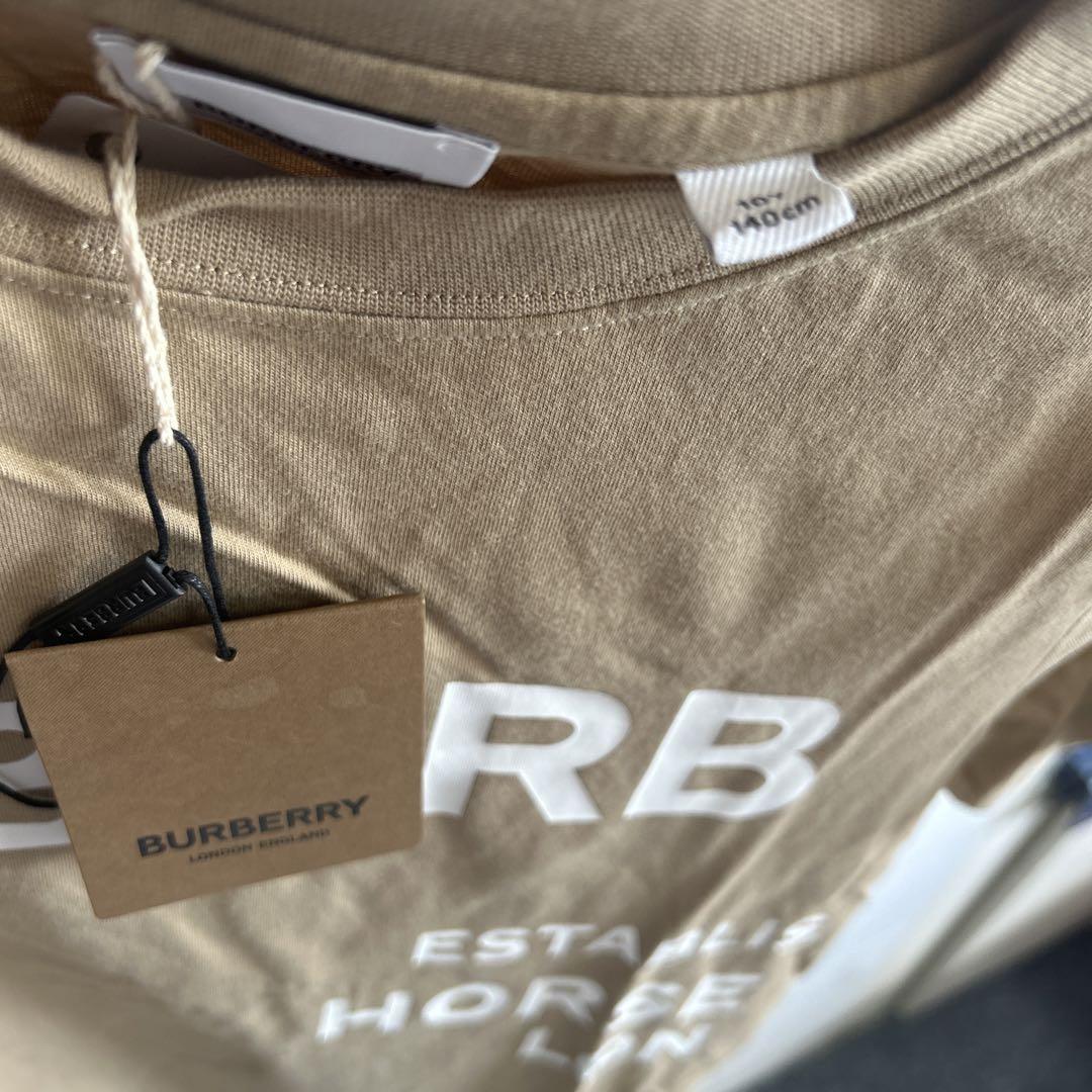 新品　バーバリーBURBERRY  大人気デザイン半袖　Tシャツ